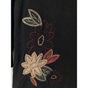 Cabincore Embroidered Black Sweater M Cottagecore Festival Party Fall Floral